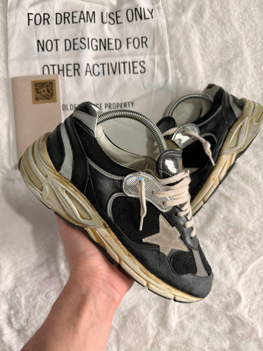Golden Goose Dad Star Black