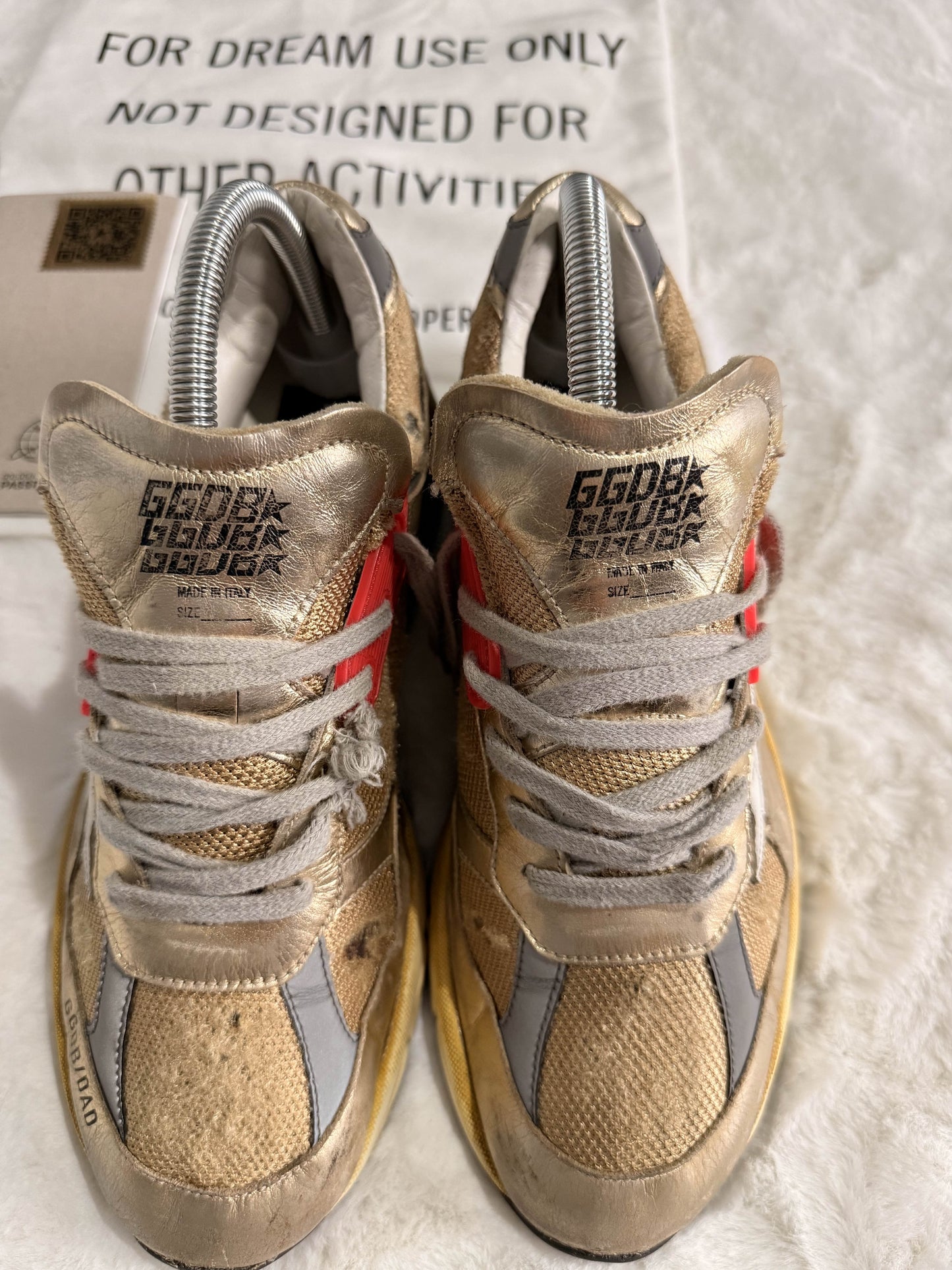 Golden Goose Dad Star Gold